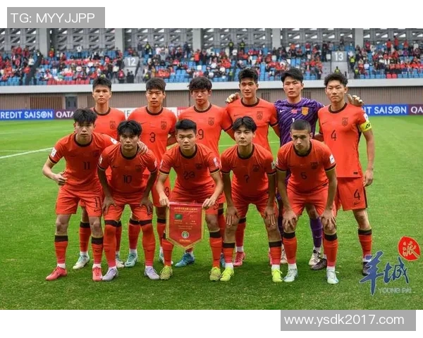 非洲足球传奇奥科查的辉煌生涯与对足球的深远影响