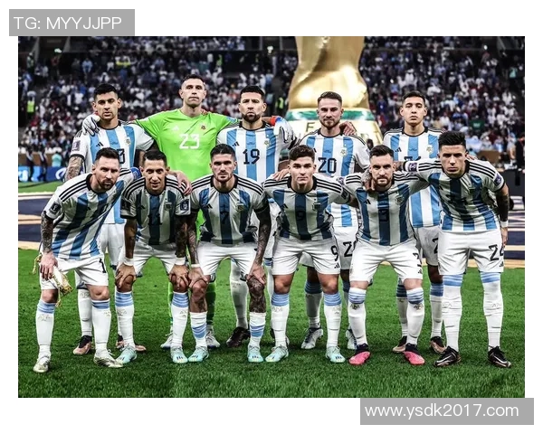 各大足球明星在不同球队的精彩表现与成就分析